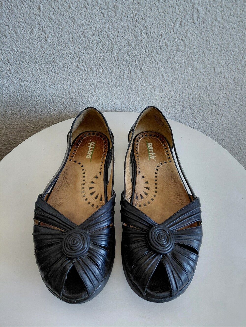 Earth Spirit Blossom Black Leather Slip-On Flat Shoe - Picture 6 of 13